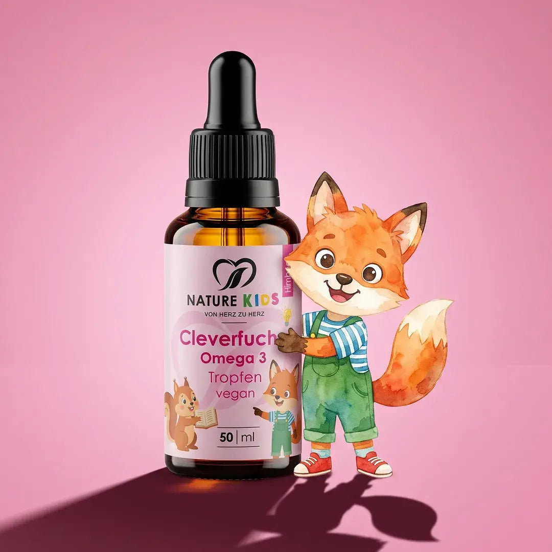 Nature Kids Cleverfuchs Omega 3 Tropfen vegan von Nature Heart, 50-ml-Pipettenflasche neben illustriertem Fuchs